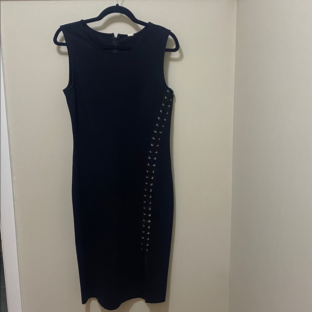 Elegant Black Sleeveless Dress